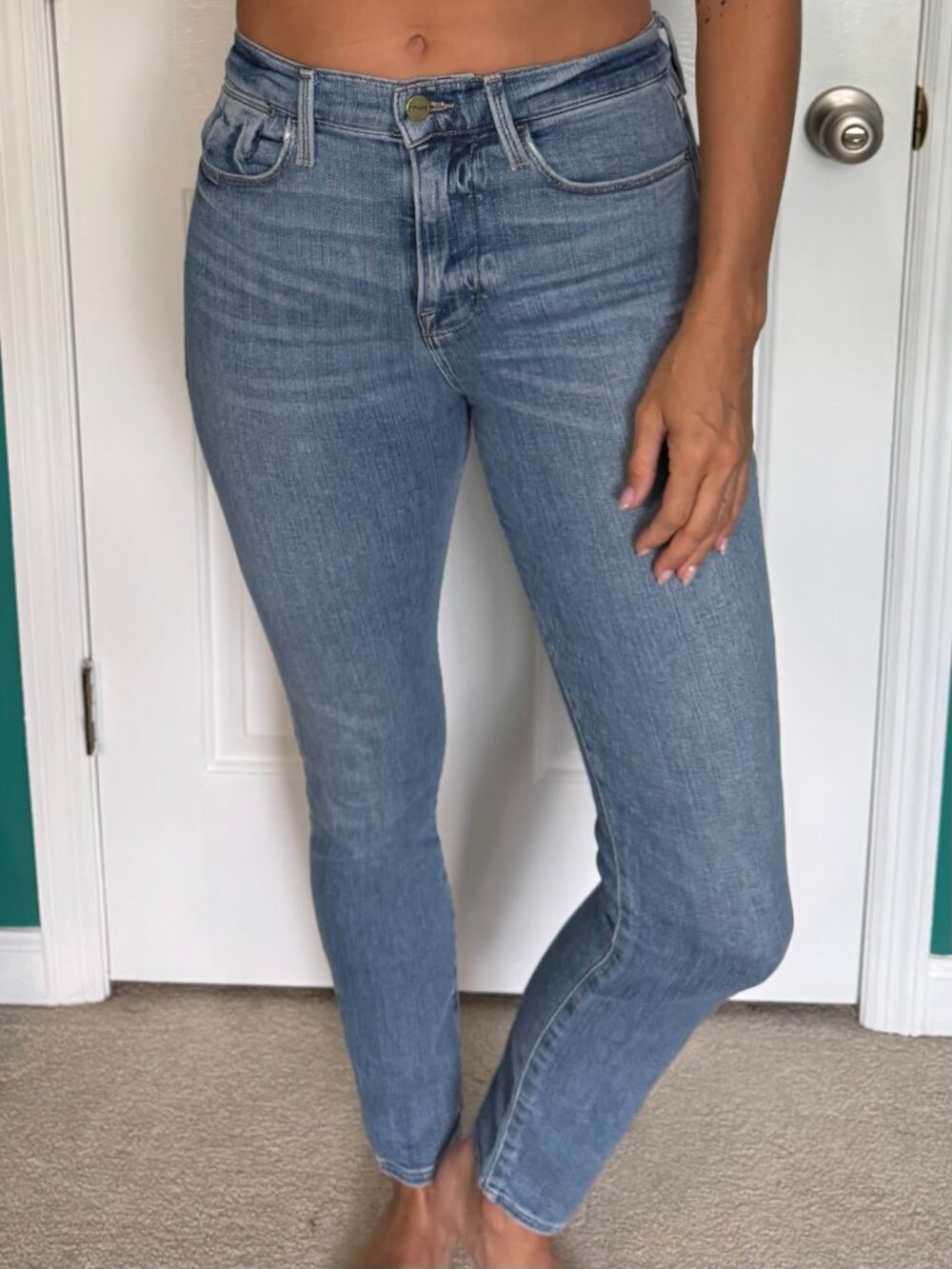 Frame Denim Light Wash High-Rise Skinny Jeans